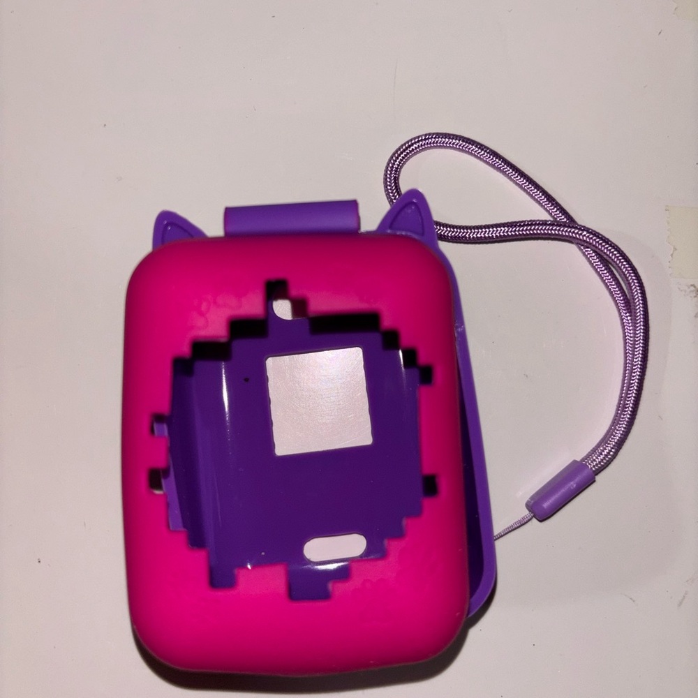 Bitzee Pink/Purple case